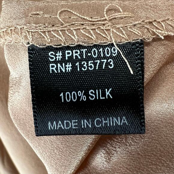 Emma Lang Cami Top Womens M Tan Silk Spaghetti Strap Lightweight Boxy Modern - Picture 9 of 11